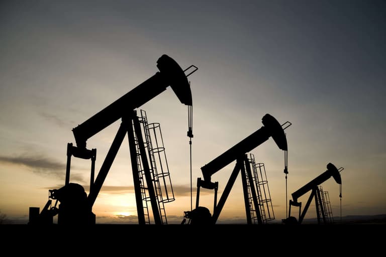 Petrole-illus-scaled