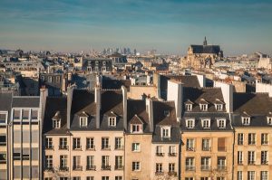 Immobilier en direct vs SCPI