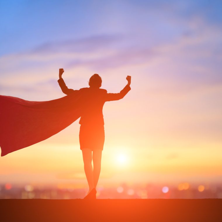 Silhouette d'une super héroïne